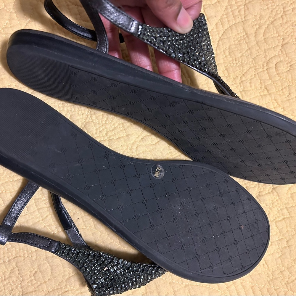 Antonio Melani Flat Sandals. Sz: 9. Color: Black - Picture 3 of 3